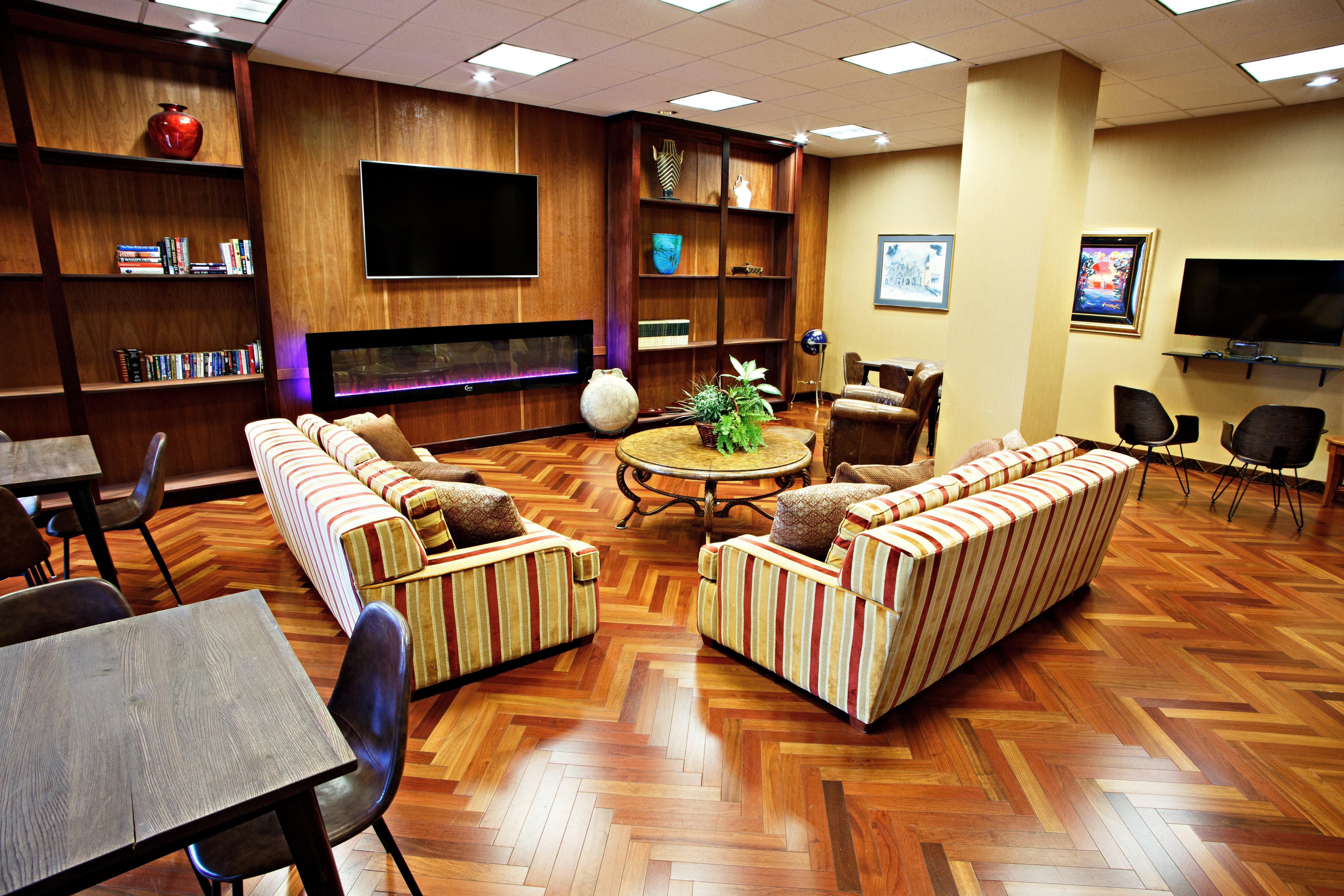 Holiday Inn Express & Suites Harrisburg West Mechanicsburg Ngoại thất bức ảnh