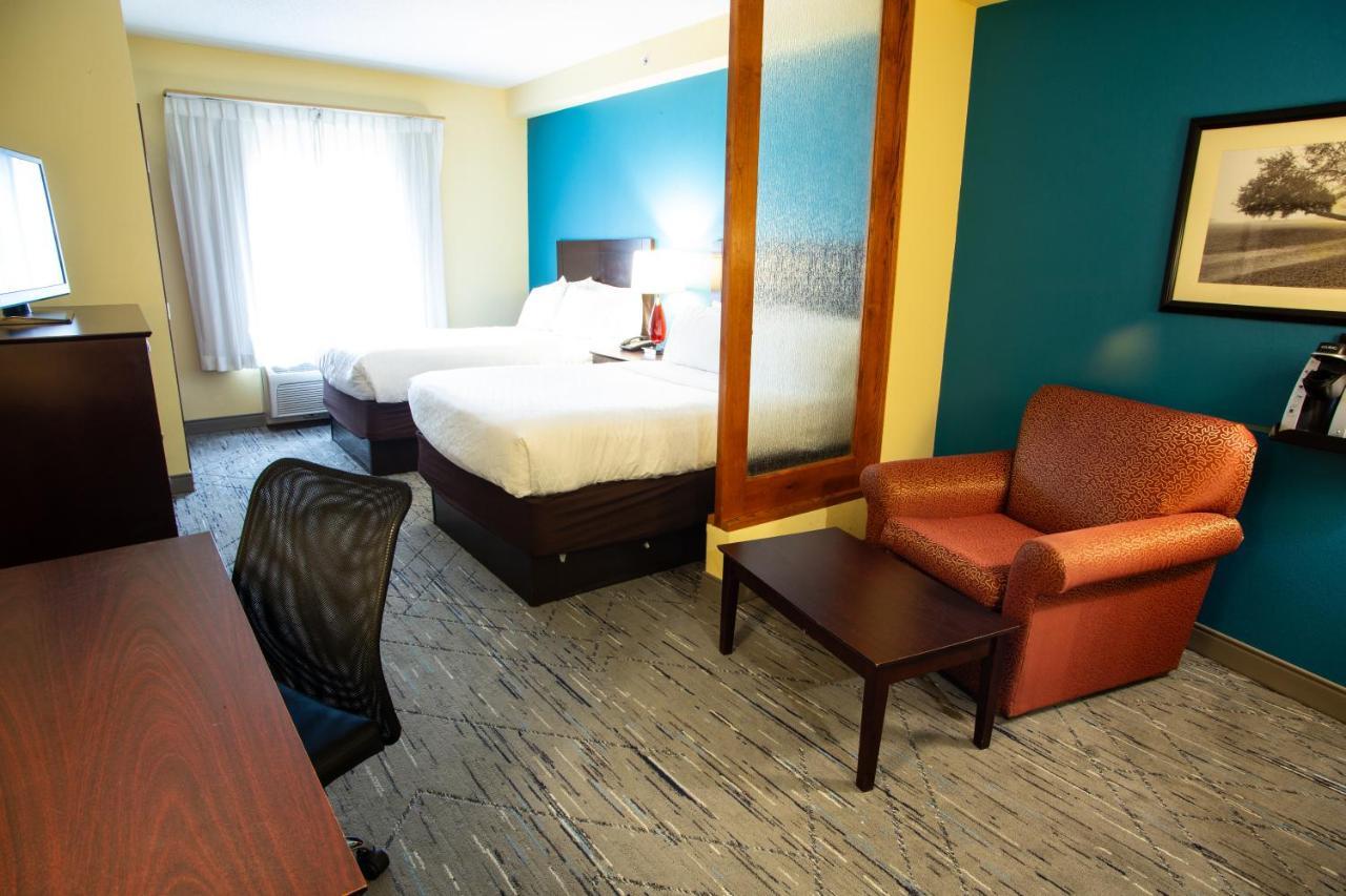 Holiday Inn Express & Suites Harrisburg West Mechanicsburg Ngoại thất bức ảnh