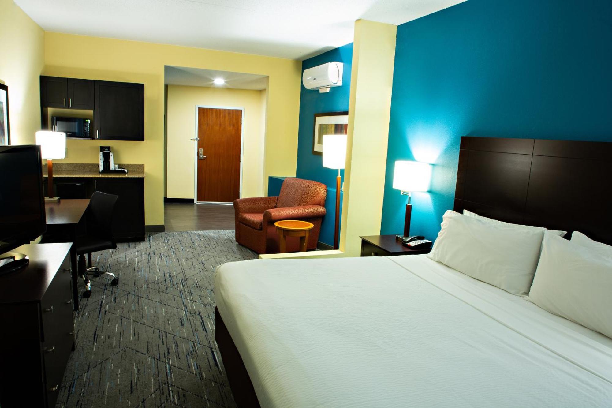 Holiday Inn Express & Suites Harrisburg West Mechanicsburg Ngoại thất bức ảnh