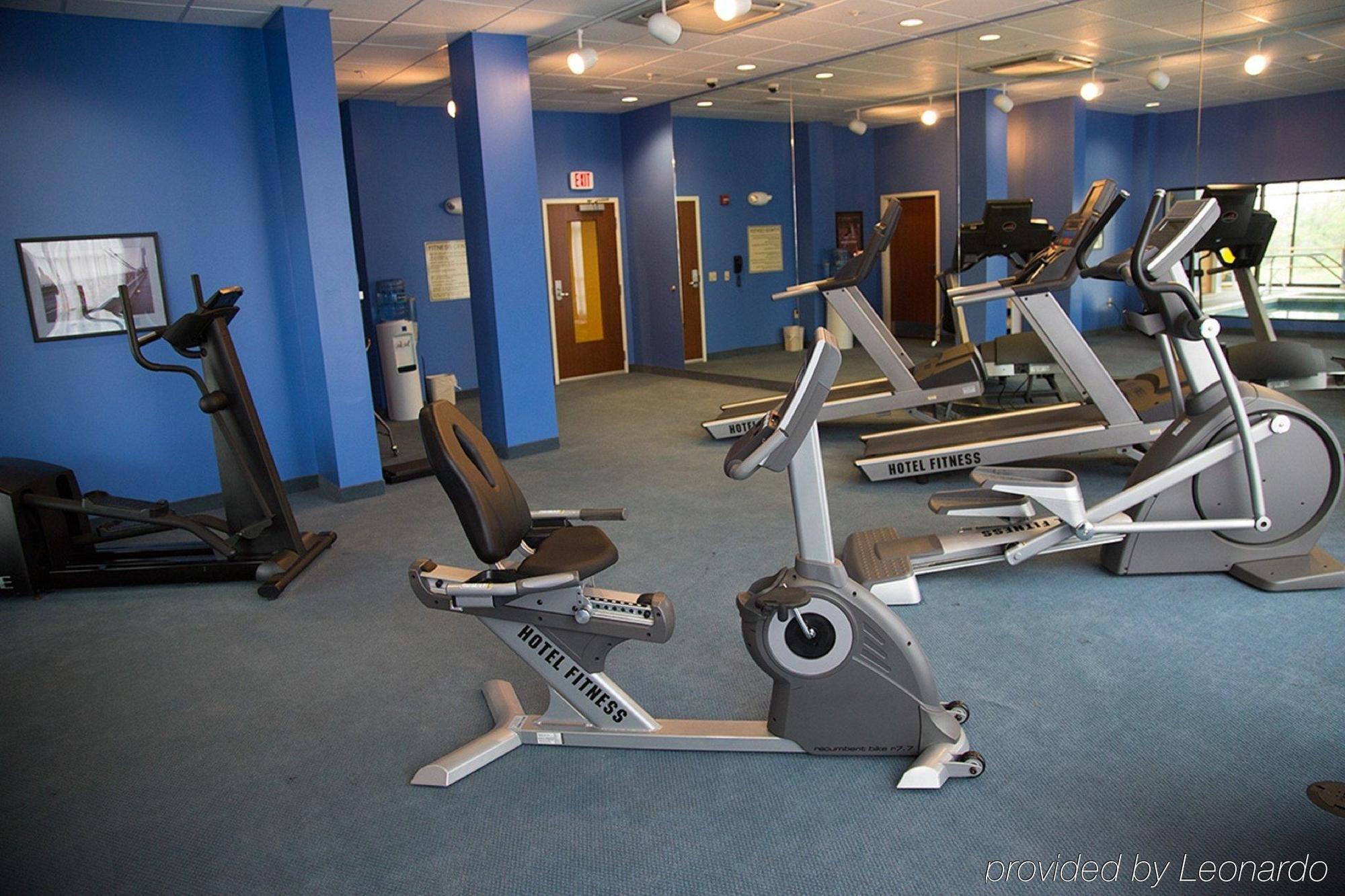 Holiday Inn Express & Suites Harrisburg West Mechanicsburg Ngoại thất bức ảnh